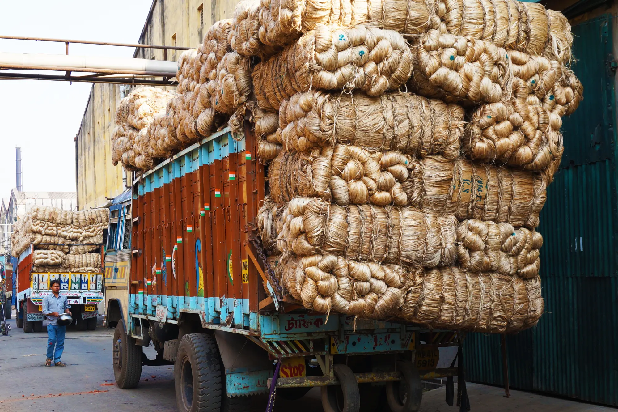 transporting jute fibre jpg